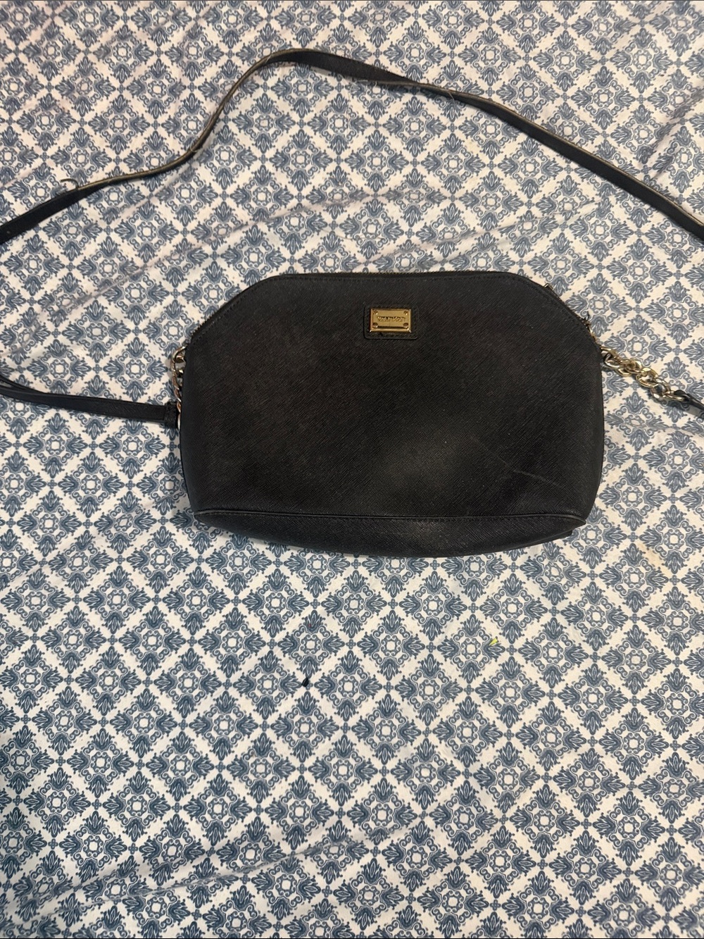 Women's Calvin Klein Black Crossbody Bag - Classic Everyday Style